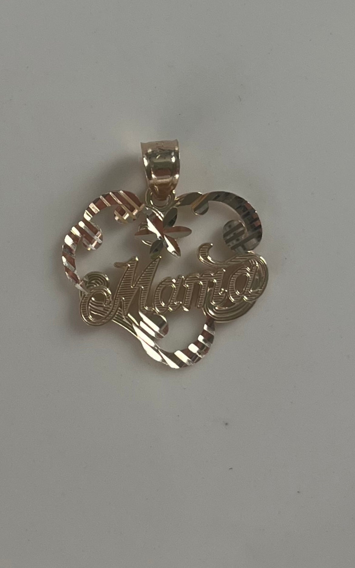 14k Mama Charm